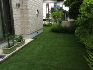 人工芝diyのちょっとしたポイント 高品質のリアル人工芝無料サンプル 人工芝専門店 Field Magic